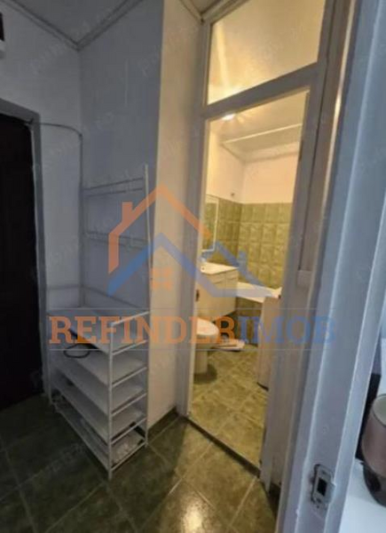 Rahova, Barca, garsoniera de vanzare